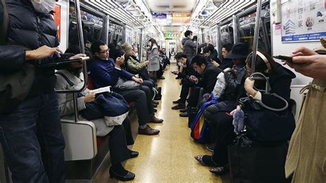 It Happens Inside The Train .